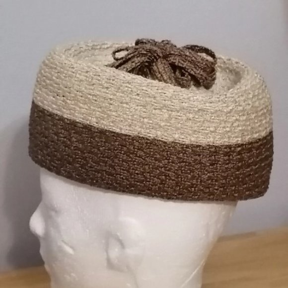 Woman's vintage hat - Picture 1 of 5